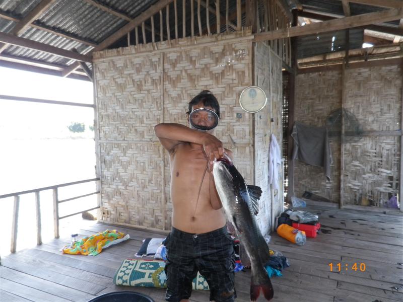 ลงไปเล่นน้ำได้นี่มาครับ :laughing: :laughing: :laughing: