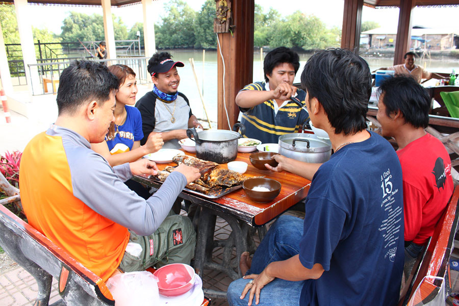 กินข้าวกันครับ