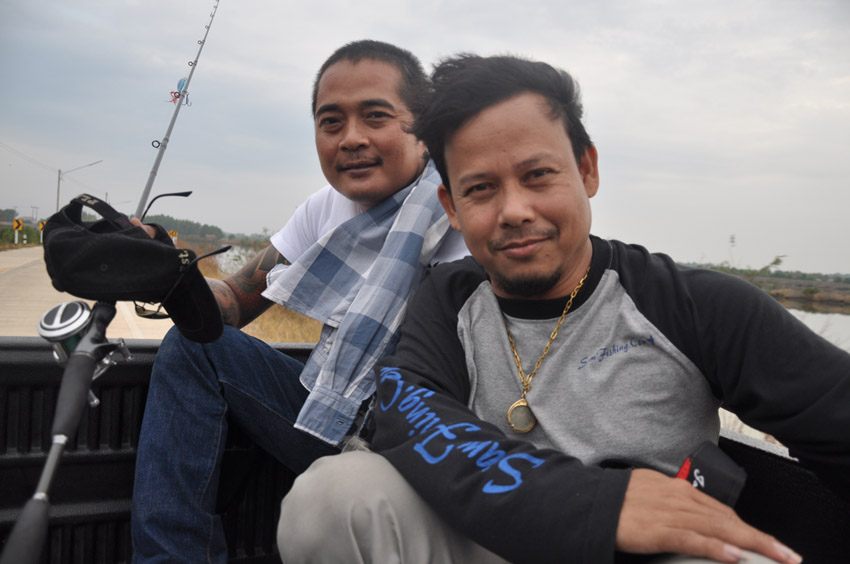 [q][i]อ้างถึง: ไก่ชน posted: 17-01-2555, 00:53:23[/i]

น้าหรั่งรีบมาโพสเลยครับ รอชมอยู่นะ  บ่อเทสอ