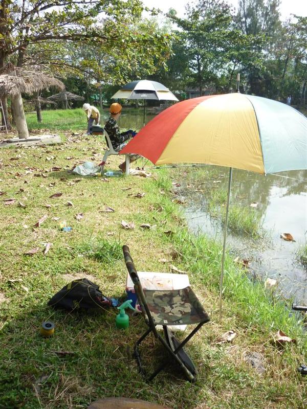                                    เพราะตรงหน้าสุดระยะกระบี่แล้ว ความลึกอยู่ที่ประมาณ หนึ่งฟุต    จึ