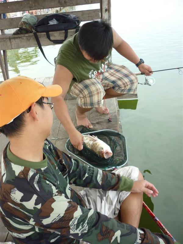 ตัวเปิดทริปจากบ่อนี้ ได้จากหนุ่มปลั๊ก เปิดก่อนครับ :smile: