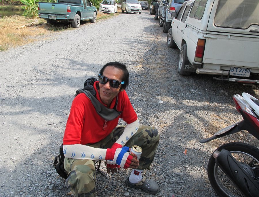 พักเที่ยง...พี่แหลมเท่สุดสุด.... :cool: :cool: :cool: