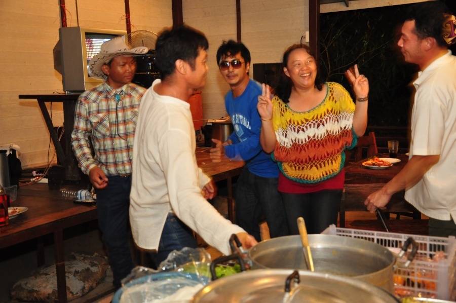 พี่ตอ ป้าเก๋น่ารักป่าวววววว :laughing: