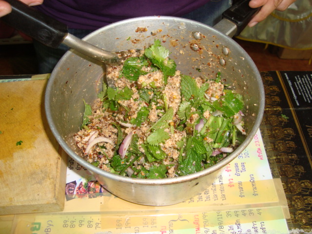  [b]คลุกๆให้เข้ากัน[/b]