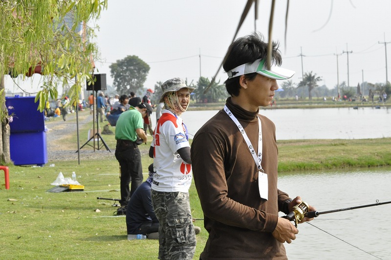 เริ่มรอบบ่ายเลยครับ :grin: :grin: