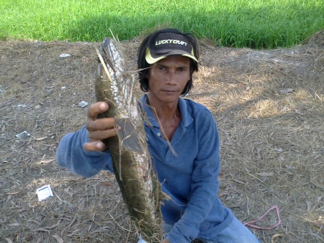 ขอลากันด้วยภาพนี้ก่อนเข้ารับการรักษาตัว...แล้วเจอกันใหม่สวัสดีครับ :love: :love: :love: