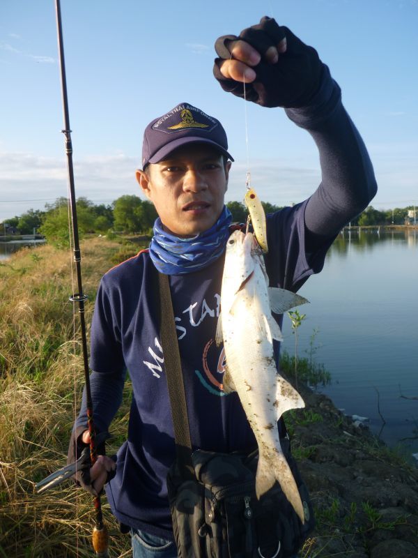  [b]อย่าพึ่งปลดขอถ่ายรูปก่อนนะครับ[/b] :cool: :cool: :cheer: :cheer: :cheer: