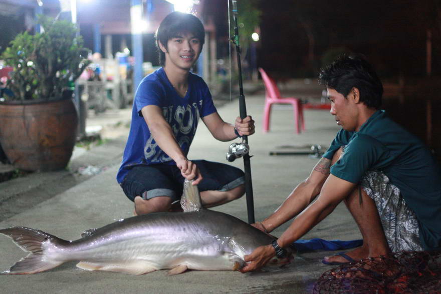 อย่างงี้ต้องไปซ้ำ :tongue: :laughing: