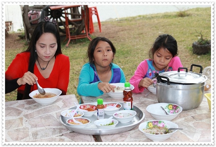 อร่อยกันใหญ่ :cheer: :cheer: :cheer: