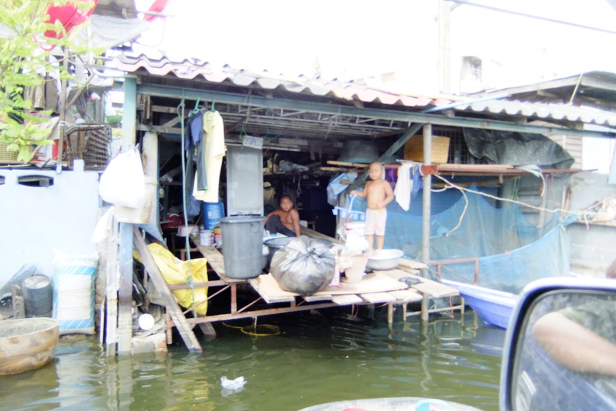  [b]     รู้สึกหดหู่ครับ    [/b] :sad: