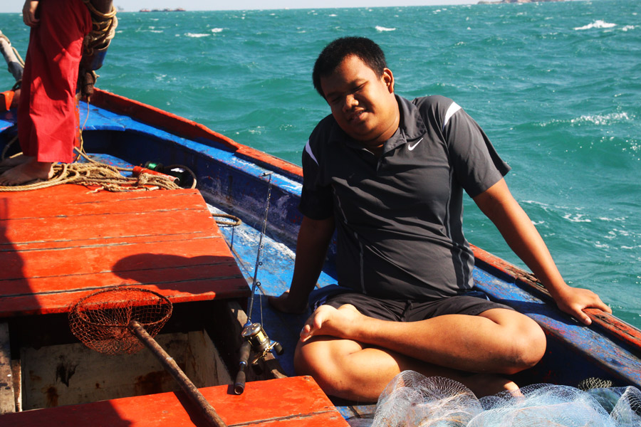  [b]คนเมาเรือบางทีก็หน้าคาน่าสงสารเหมือนกันเนอะ[/b] :laughing: :laughing: :laughing: :laughing: :lau