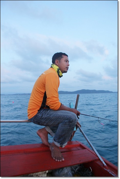 

..... :grin:.....ท้ายเรือนี้ผมจองครับคืนนี้....... :grin:...