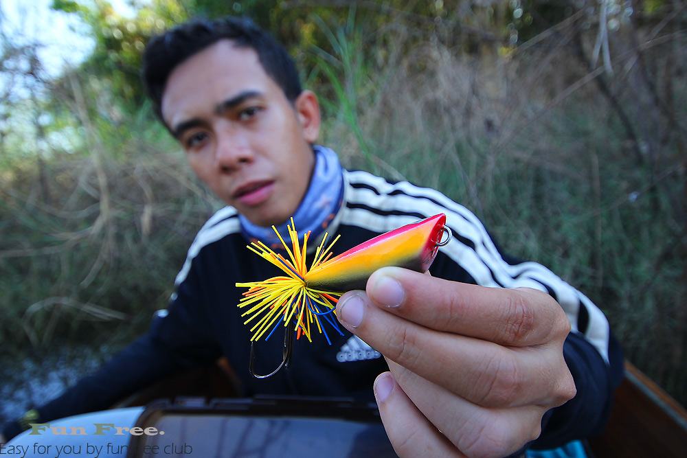 

นี้ครับน้าตา  กบ โอ๊ค ไม้เดียวโดน  :cheer: :cheer: