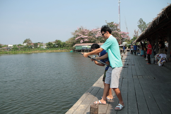 ชุดนี้ราคาเท่าไหร่    :cheer: :cheer: :cheer: