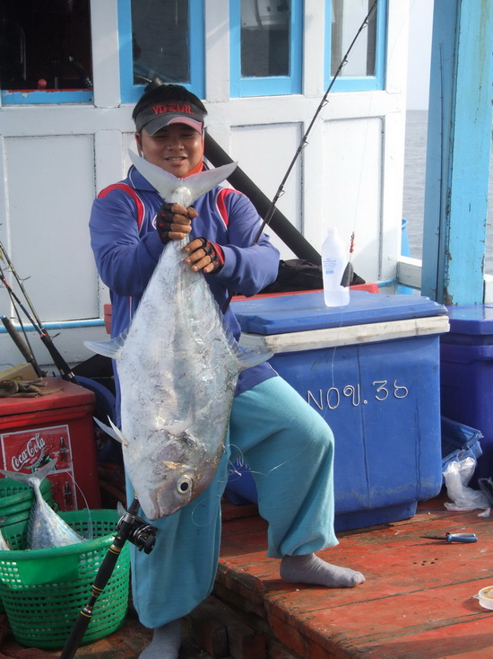 หนีการตกชั้นได้ครับ   :laughing: :laughing: :laughing: