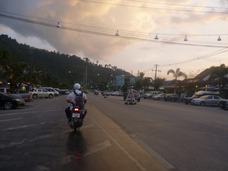  [b]ลากันด้วยภาพนี้เลยนะครับขอบคุณน้า ๆ ทุกท่านที่เข้ามาชมด้วยนะครับ[/b] :prost: :prost: :prost: :pr