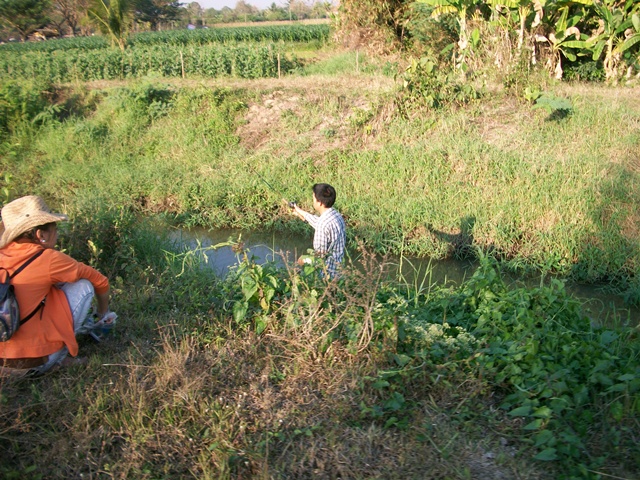 ขับรถผ่าน ตะโกนถามเพื่อนเอ้ยโดนไหม กริ๊ปเหมือนกันคร้าบ 

มีน้อง กีโม มาให้กำลังใจด้วย คนอะไร้ชื่อ 