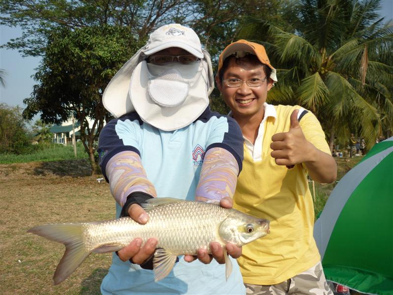 เป้นเจ้าเรือดำน้ำตัวเขื่องนี่เอง :smile:
