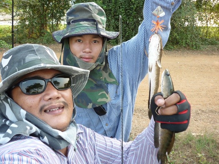 ไซร์นี้ มีเพี้ยบเลย  กัดหลุดไปเยอะ :grin: :grin: