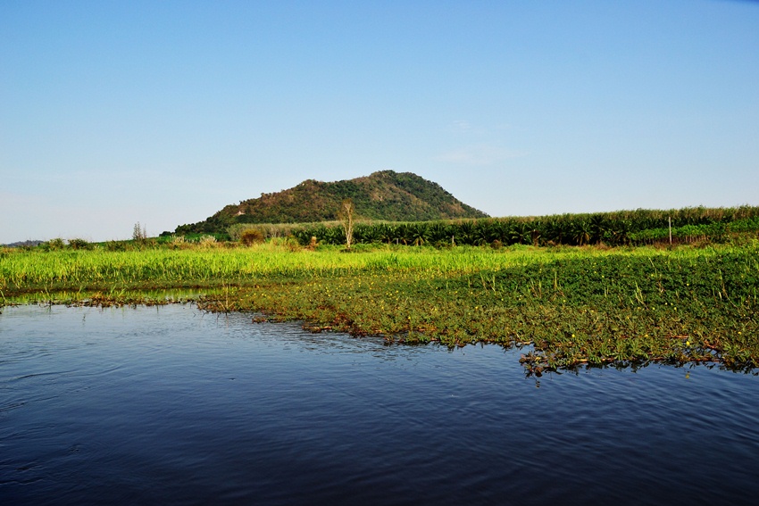 บริเวณนี้...วิวสวยดีคับ....ผมเพิ่งมาครั้งแรกเลยถ่ายรูปเก็บภาพบรรยายการสักส่วนใหญ่ :grin: