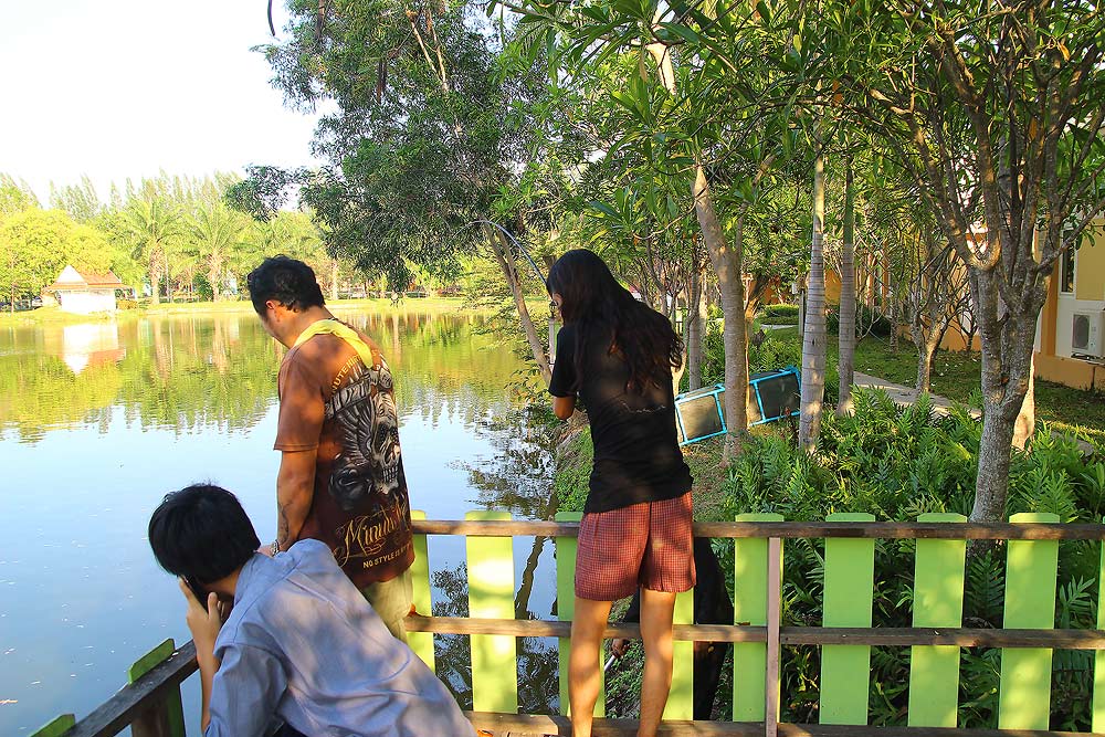 อัดกันต่อครับ