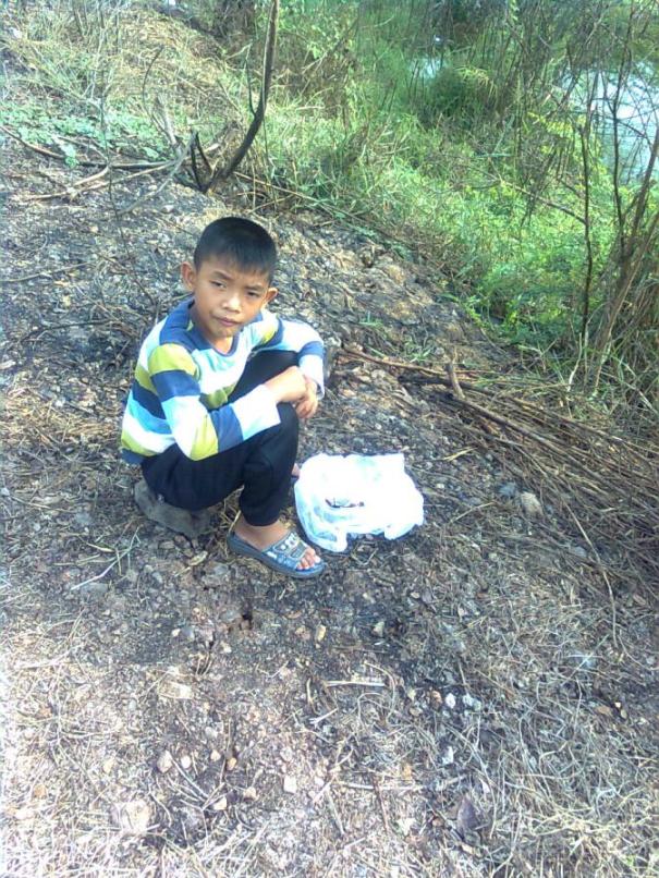 ไปดูน้องชายกันหน่อย

ผม  ถาม  เอ้าเป็นไง

น้อง  ตอบ  หนูเหนื่อยหนูหิวข้าว

ผม  ถาม  กลับบ้านยั