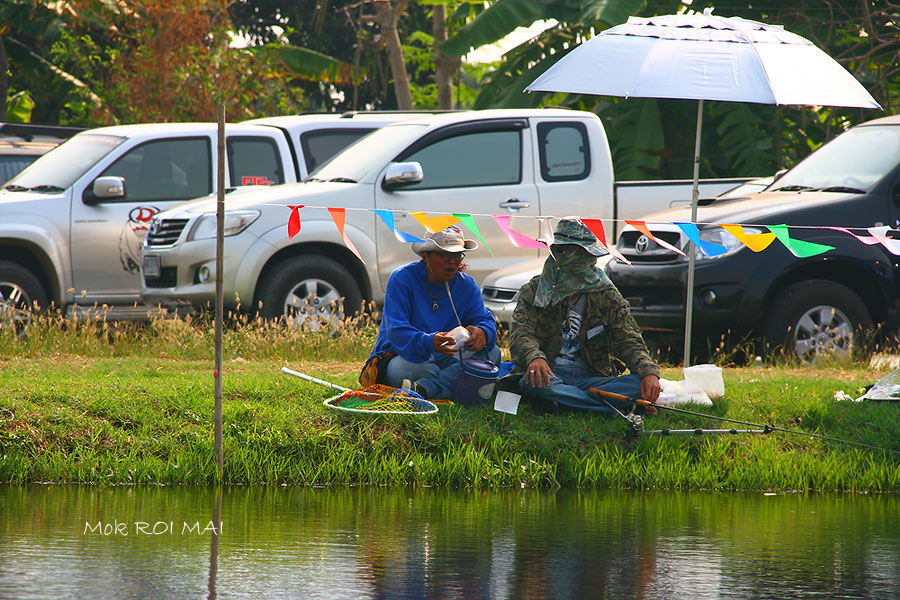 บ้างก็วางแผนช่วงบ่ายกันล่วงหน้าไปเลย   :laughing: