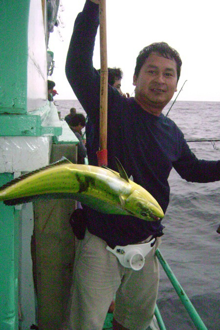 โก๋หนุ่ม กระตุกอีโต้มาอีกตัว..... :laughing: