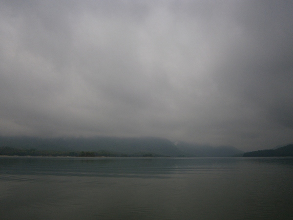 อากาศดีมากคับ เนื่องจากเมื่อคืนมีฝนตกลงมาเย็นสบาย จนอยากอยู่ต่อจริงๆ
แต่อย่างว่าคับชีวิตก็ต้องกับไป