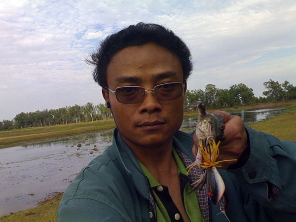                          

                ถ้าลองได้มีจิ๊กโก๋เจ้าถิ่นแสดงตัวออกมาสักตัว  [b]ต้องสำ