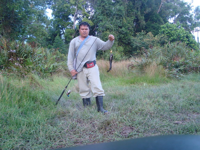 ตัวแรกช่วงเย็นซักภาพตกเองถ่ายเองกะนายแบบที่ไม่สู้หล่อมากนัก :grin: :grin: :grin: