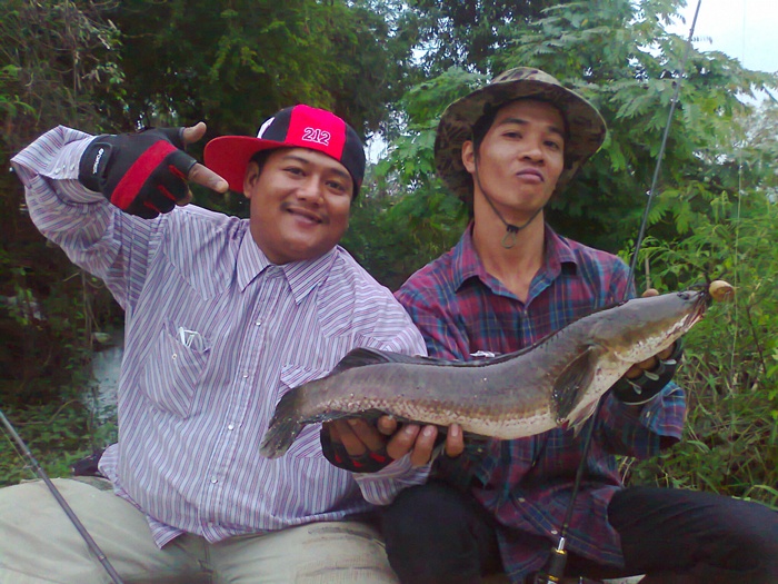 [q][i]อ้างถึง: ม็อบลูกพ่อ posted: 22-02-2555, 22:29:05[/i]

++++สุดยอดจริงๆครับน้า  นับถือครับนับถ