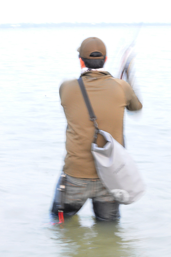 ปลาชาร์จน้าแดงพอดีจับภาพไว้ทัน ทั้งอัดทั้งเย่อ แต่ด้วยความที่เปํนคน [b]สั้น[/b]ก็หลุดไปตามระเบียบ :l