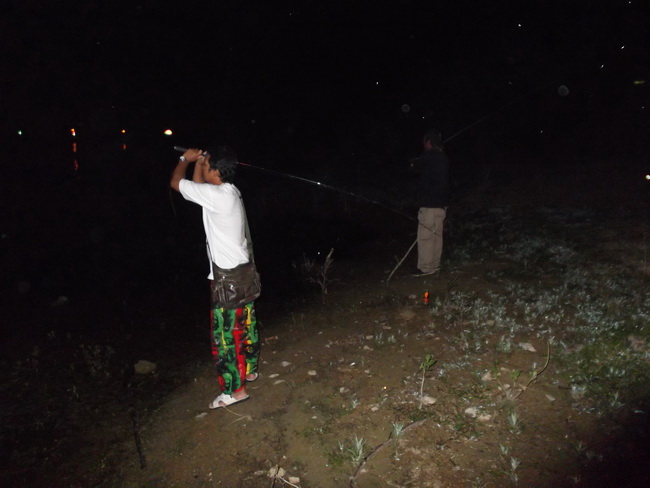 [q][i]อ้างถึง: เอ๊มFishing posted: 24-02-2555, 10:16:17[/i]

สุขสันต์วันเกิดครับ น้าสาม  ขอให้มีคว