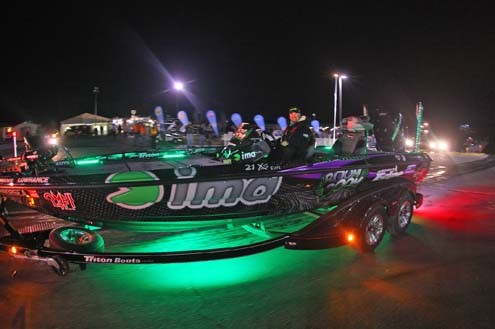 It's now begin!!! "Bassmaster Classic 2012"