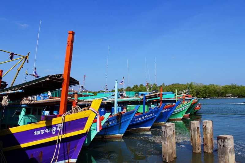 และแล้วเรือก็มา   เรือพร้อม...