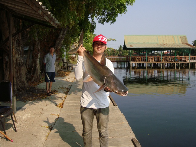 จัดไป 1 หล่อ

 :grin: :grin: :grin: