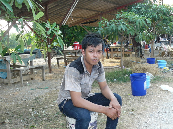 น้องกวาง นั่งพักเหนื่อยก่อน :cheer: :cheer: :cheer: