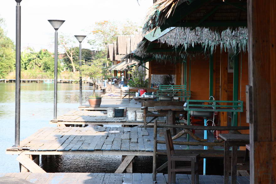 สวยๆเลยครับ :cheer: :cheer: :cheer: :cheer: :cheer: