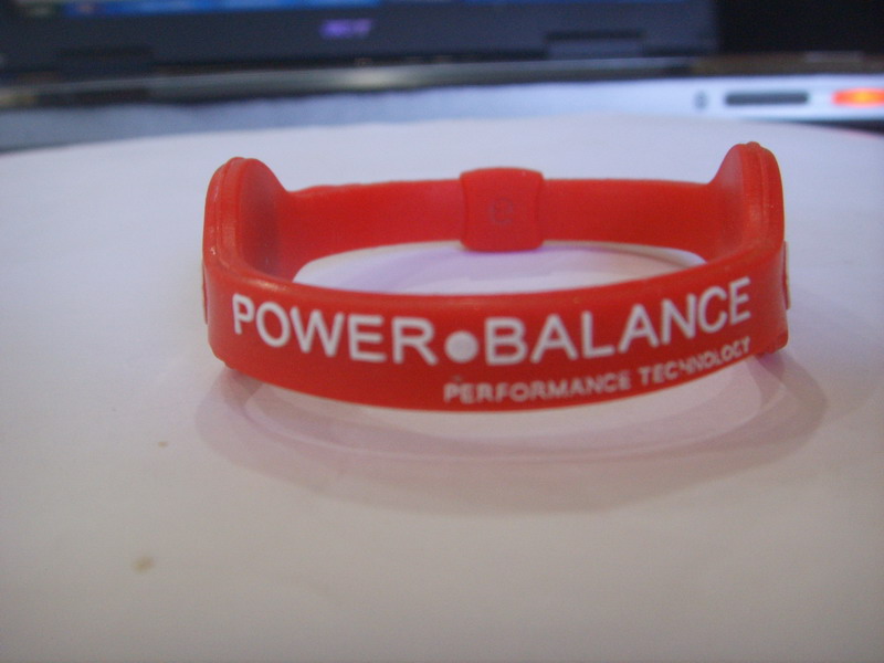 รบกวนพื่อนสมาชิกที่มีข้อมูล Power Balance 
ในการใช้งานตกปลานี้  เฮียปอ ให้มาลอง สวมในการตกปลา เวลาย