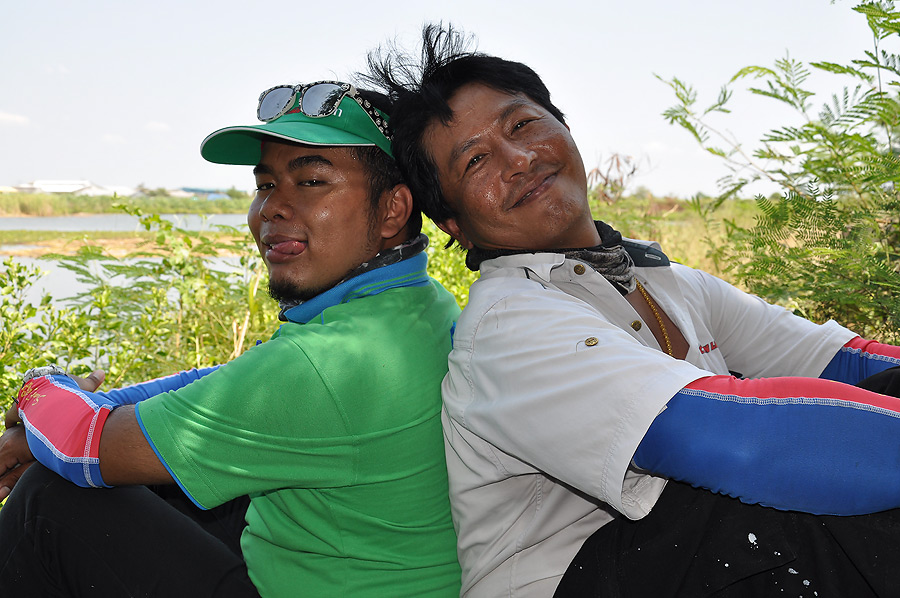 ขอพิงหลังแซนวิชกับน้าจิ๊บสัภาพน่ะ :grin: :grin: :grin: :grin: :grin:
