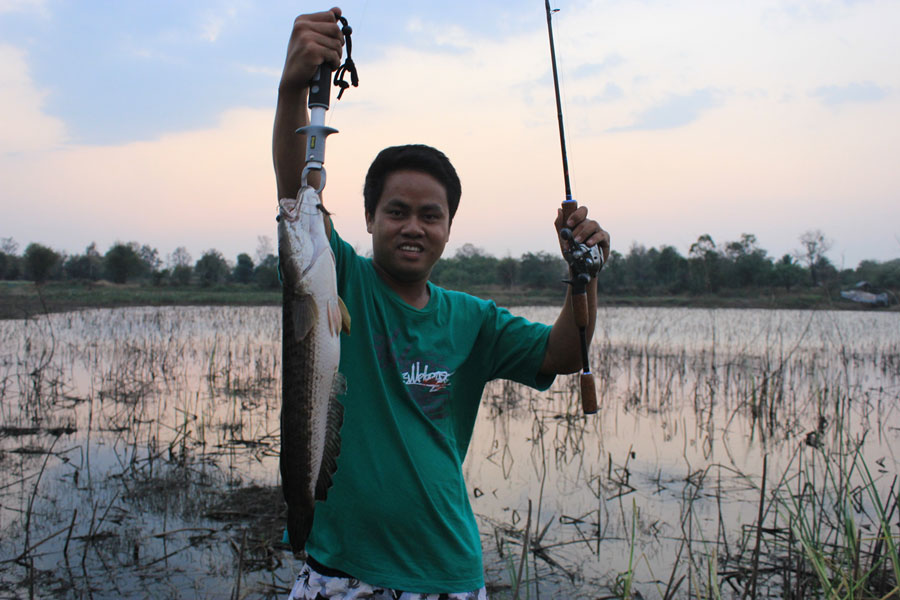 เพื่อนขอยืมหล่อซักรูปหน่อย  :laughing: :laughing: :laughing: :cheer: :cheer: :cheer: :cheer: