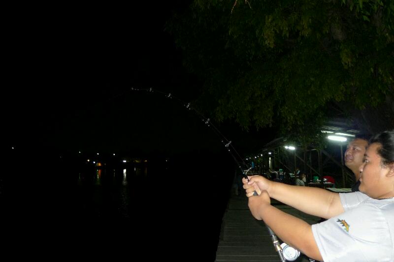 [q][i]อ้างถึง: MANAT posted: 03-03-2555, 11:54:50[/i]

 :grin: :grin:... คืนนี้ฝั่งไหนดีละหว่า... 