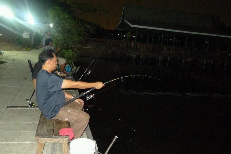 [q][i]อ้างถึง: นู๋กาก้า posted: 03-03-2555, 13:08:01[/i]

โหท่านหัวหน้าแก๊งตบเด็กเล่นของใหญ่ไปสะละ