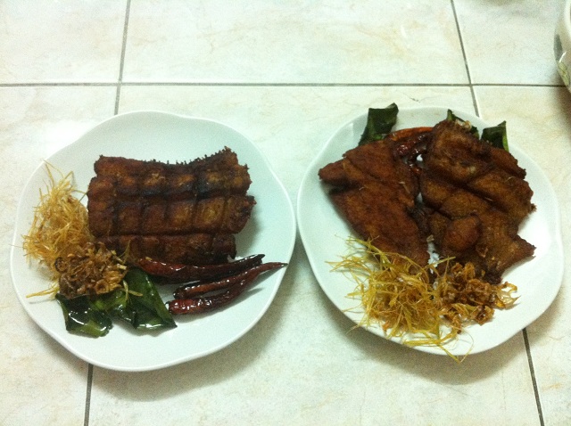 จานไหนดูดีกว่ากันหว่า