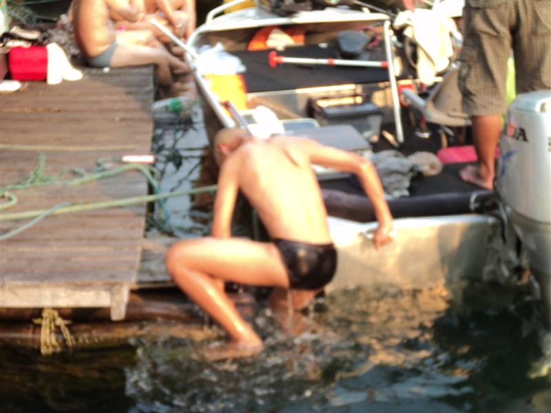 ป๊าดเจ้าทอยยยยยยยยจะปีนไปหนายยยยยยยยคนถ่ายเหลือเกิ๊นนนน