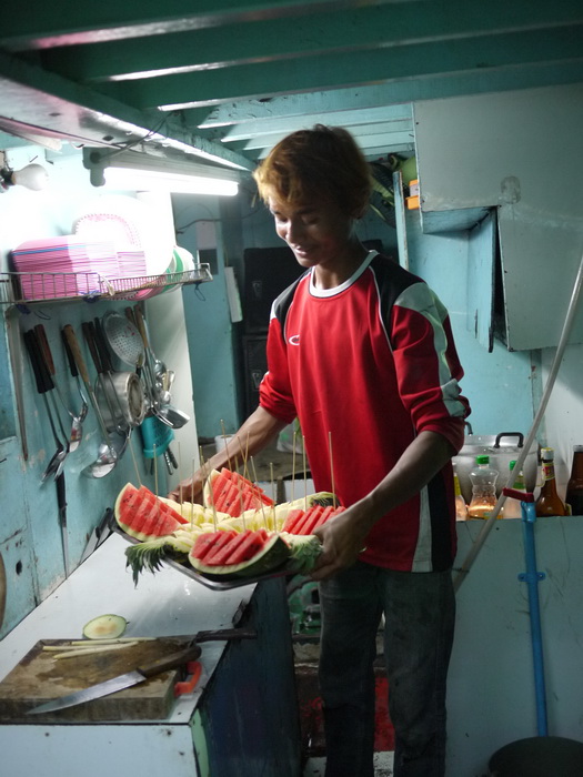 แต่ผมได้ชิมเป็นคนแรกเพราะอยู่ท้ายเรือ555