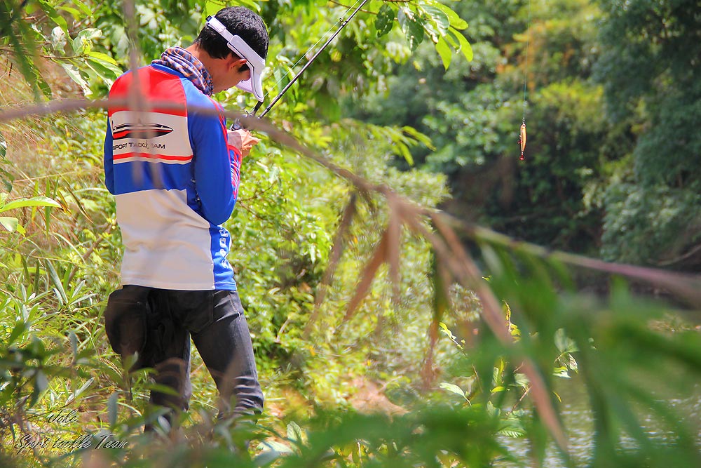 เปลี่ยนเหลี่ยมบ้าง เหลี่ยมนี้ต้องปรับเม็ดหน่วงซักหน่อยเดี๋ยวหวดไม่ถึง :cool: :cool: :cool: :cool: :c