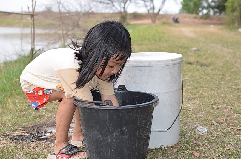 ระหว่างนั้น..คนเล็กผม..เล่นโฟมซะงั้น :laughing: :laughing: :laughing: