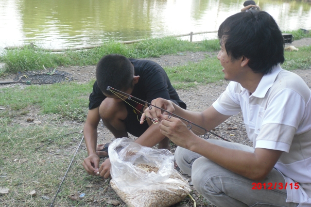 ถ่ายรูปได้3รูป เดินไปทานนํ้า :grin: :grin: :grin: